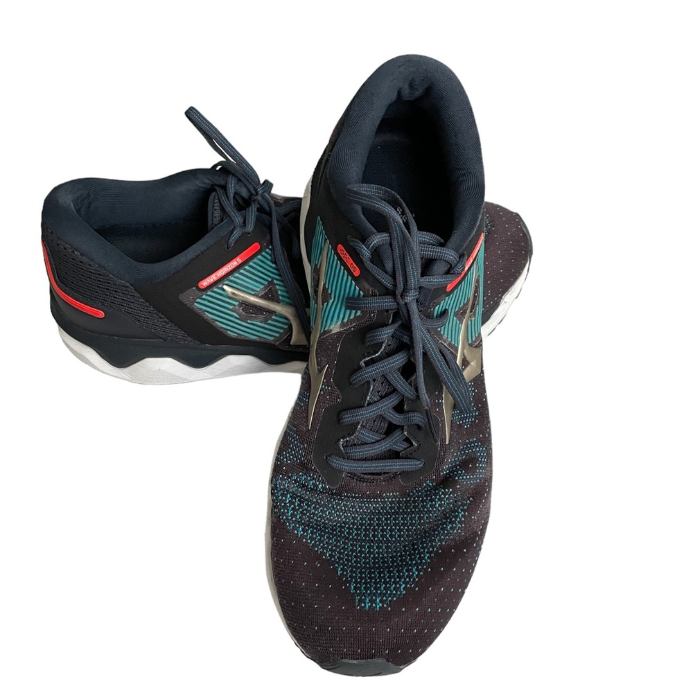Mizuno Men’s Wave Horizon 5 Running Shoe EUC Size 12